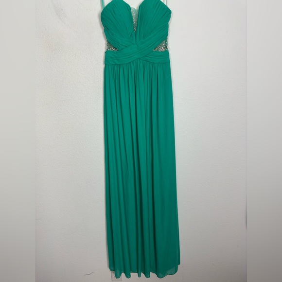 La Femme Stunning Beaded Strapless Mesh & Jersey Gown Size 4 NEW Spearmint Dress - Picture 3 of 8